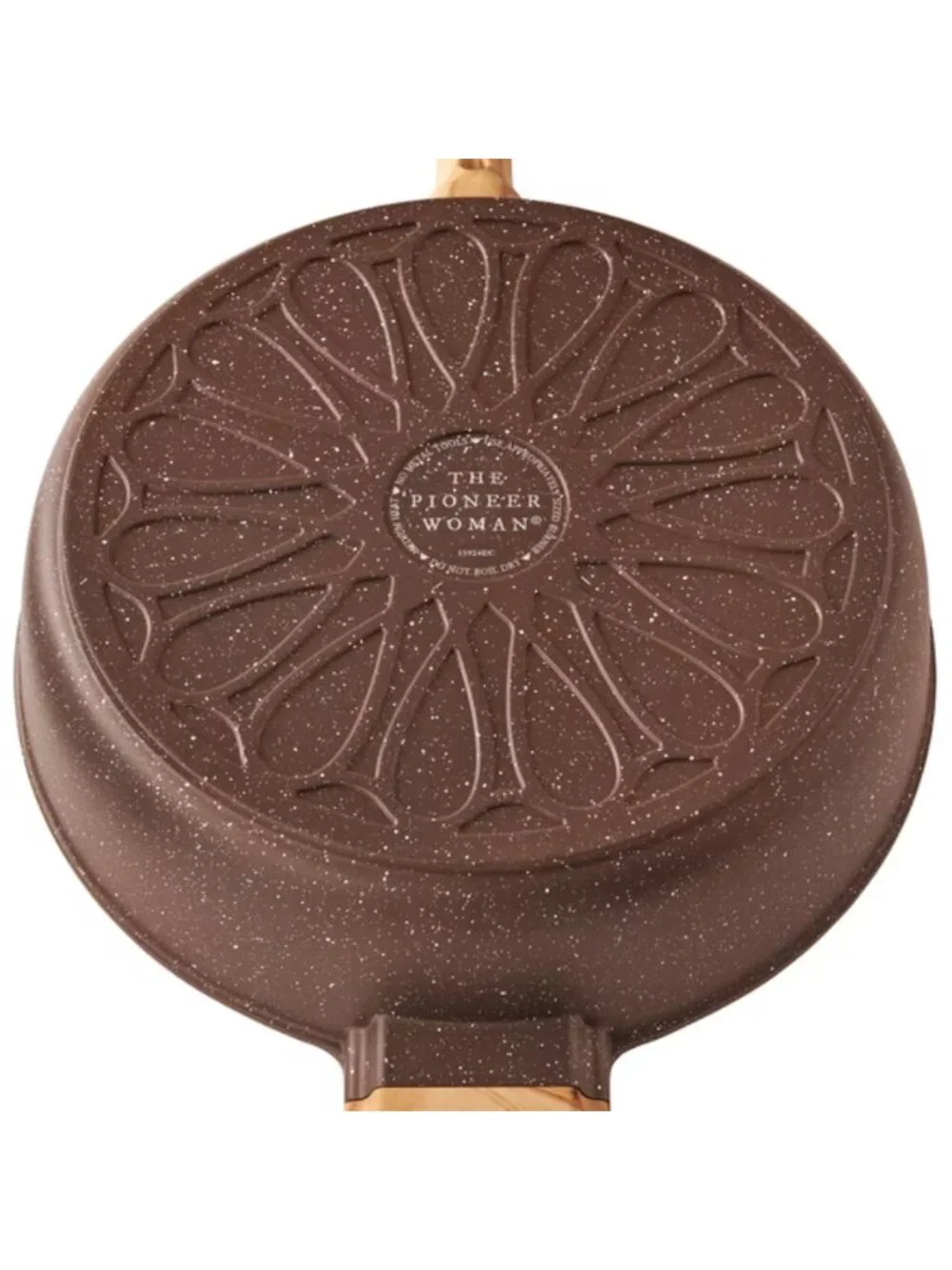 The Pioneer Woman Brown Prairie Signature Cast Aluminum Jumbo Cooker with Lid